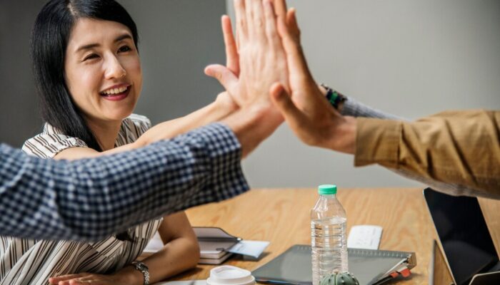 Cara Membangun Citra Diri Positif, Kunci Kebahagiaan dan Kesuksesan