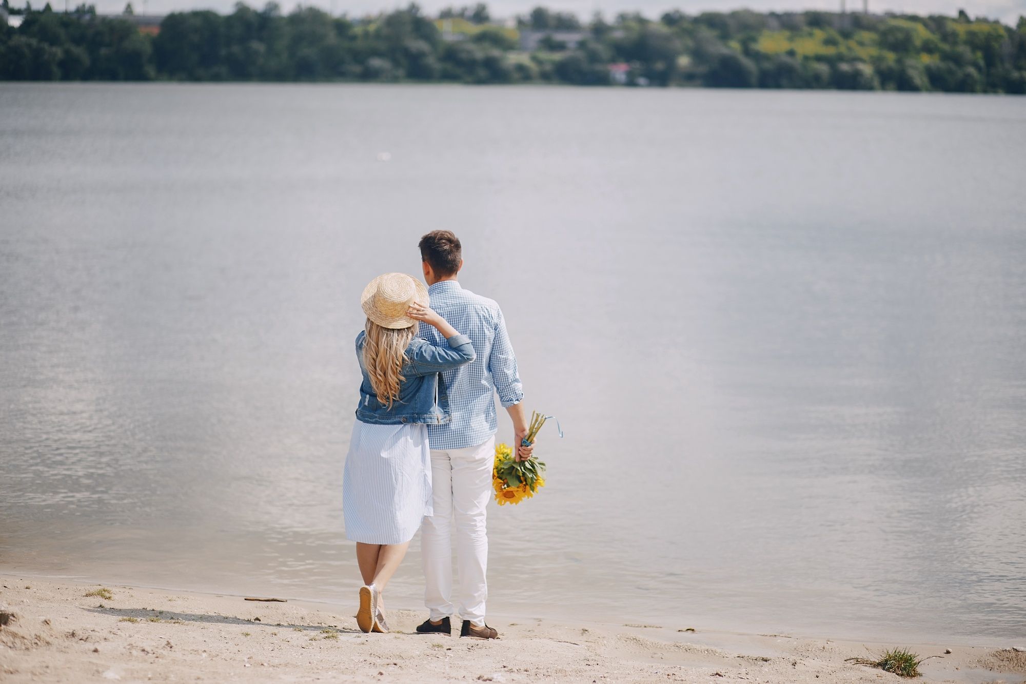 Liburan Sebelum Menikah, Tren Romantis atau Sekadar Mitos Murahan?