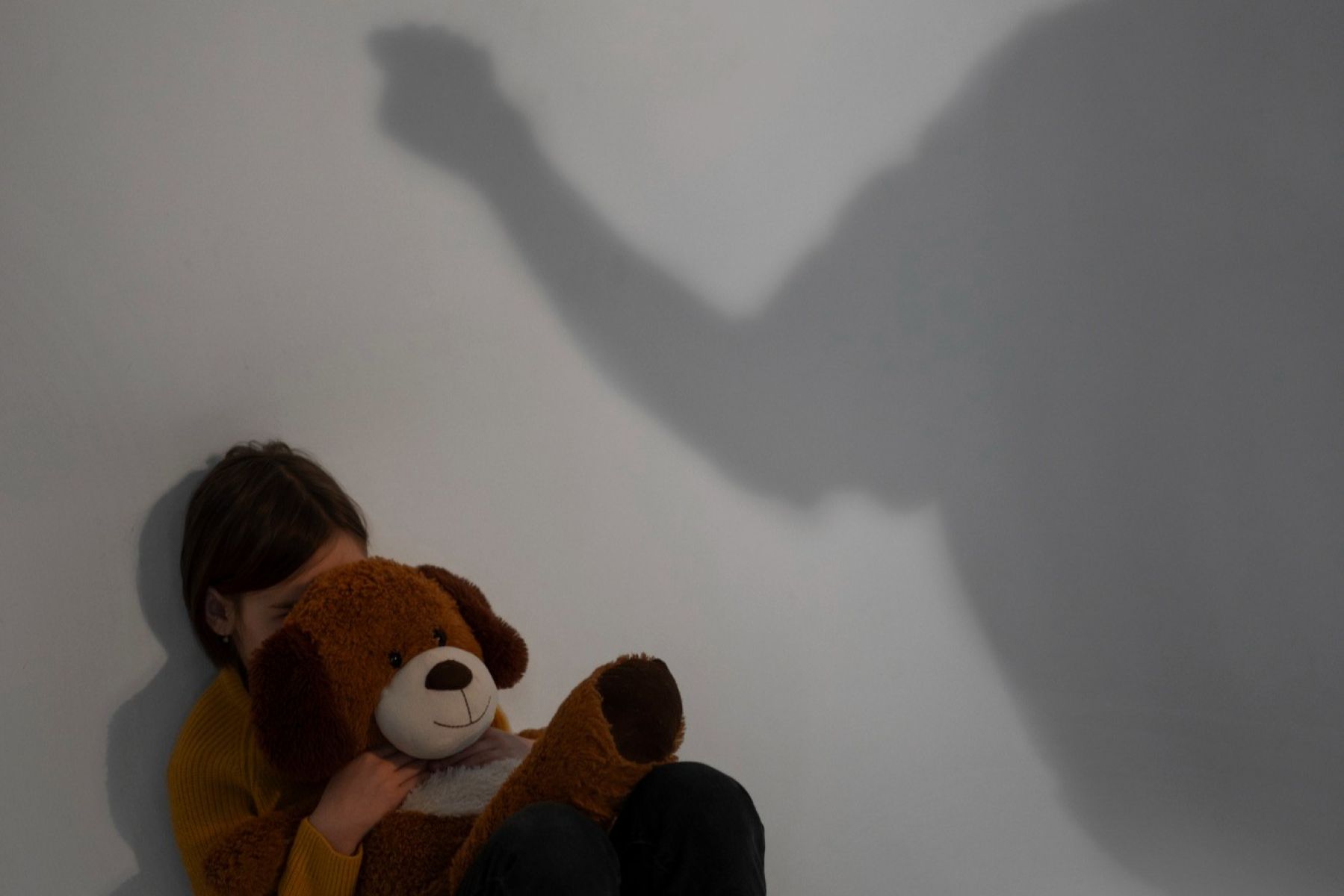 Parental Shadow, Kamu Terjebak Luka Masa Kecil?