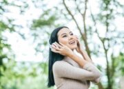 10 Ciri Perempuan Bahagia yang Pancarkan Kesehatan Alami
