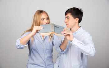 Benarkah Nikah Mempercepat Demensia? Baca Dulu Ini!
