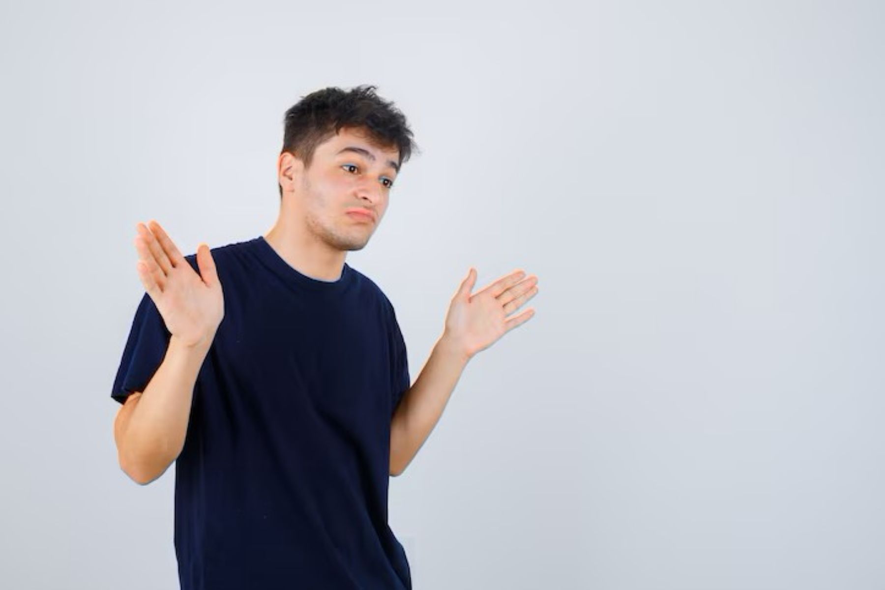 Cowok Ambivert: Ganteng Bukan, Tapi Bikin Nagih!