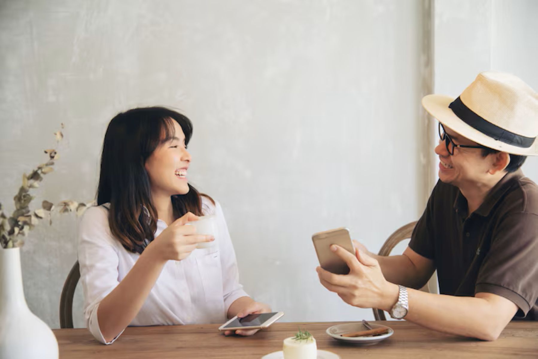 7 Tanda Dia Serius, Bukan Cuma Modus
