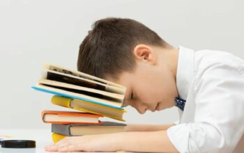 Sekolah Favorit, Tapi Bikin Anak Stres? Ini 5 Blunder Orang Tua!