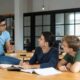 10 Aturan Kantor yang Kini Dianggap Usang oleh Milenial