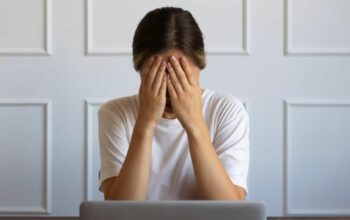 Sering Lelah, Sulit Fokus, dan Menarik Diri? Bisa Jadi Tanda Masalah Mental