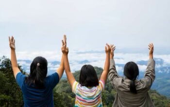 Nyesek! Ketika Teman-Teman Ngumpul Tanpa Ngajak Kamu