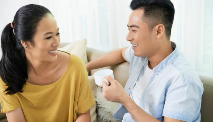 Pernikahan Bahagia Butuh Komunikasi, Bukan Hanya Cinta