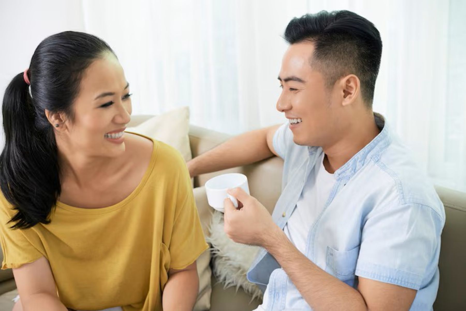 Pernikahan Bahagia Butuh Komunikasi, Bukan Hanya Cinta
