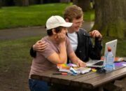 10 Realita Hidup yang Wajar untuk Generasi Milenial
