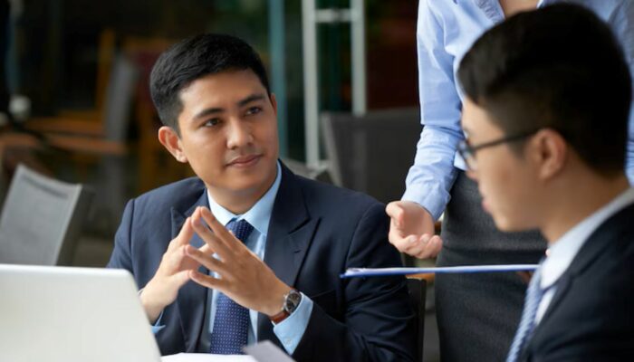 Bukan Cuma Pintar, Tapi Licin! Fakta Strategi Orang Tajir
