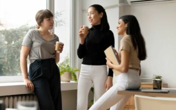 Jangan Salah! Gen Z Bukan Sekadar Rebahan, Tapi Pekerja Paling Cerdas