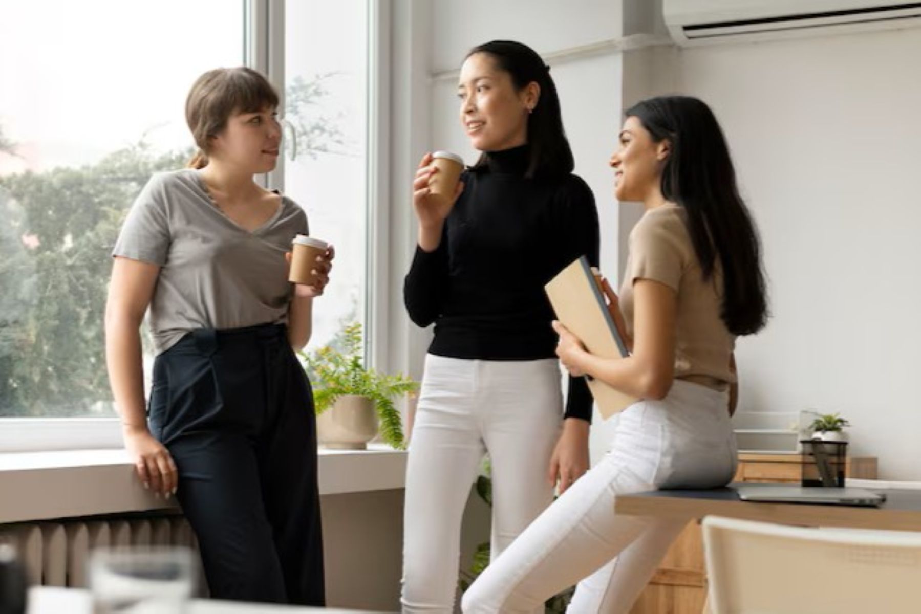 Jangan Salah! Gen Z Bukan Sekadar Rebahan, Tapi Pekerja Paling Cerdas
