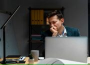 Overthinking di tempat kerja, Musuh Utama Produktivitas Kamu!