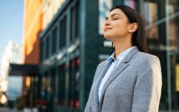 7 Latihan Mindfulness yang Bikin Kerja Lebih Fokus dan Bebas Stres