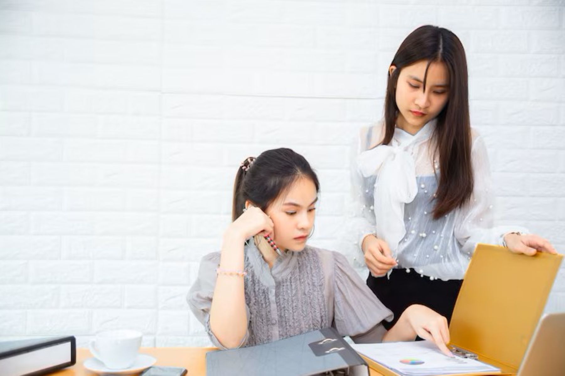 Jangan Jadi Budak Kantor, Ini Batasan yang Harus Kamu Tegakkan!