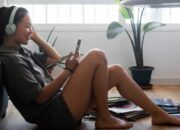 Slow Living Digital, Revolusi Anti-Stres di Era Gila Gadget