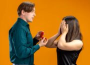 anda Pasangan Belum Siap Komitmen: 5 Sinyal yang Wajib Diwaspadai!
