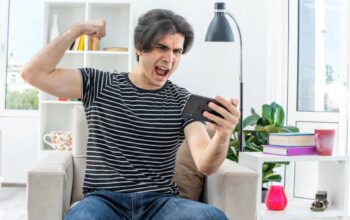 Terjerat Gadget? Mentalmu Bisa Hancur Pelan-pelan!