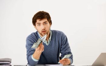 Hindari! Ini Penyebab Finansialmu Selalu Tersendat