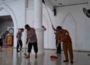 Polsek Poto Tano Bersama Pemdes Poto Tano Gelar Bakti Religi Ramadhan di Masjid Al-Khaerat