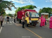Konsep OtomatisBerkah Ramadhan: Polsek Manggelewa dan Bhayangkari Bagikan Takjil, Wujud Kepedulian untuk Sesama