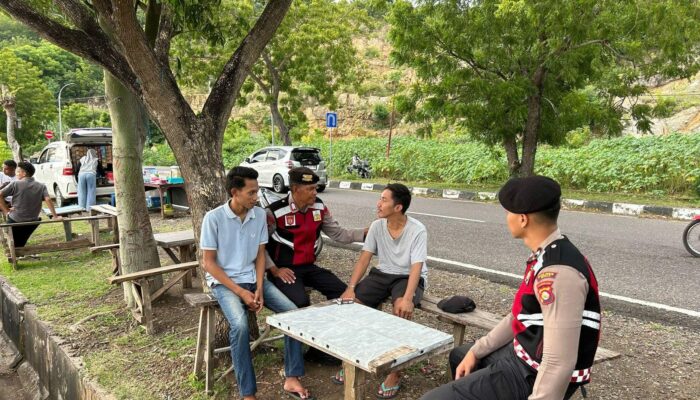 Sat Samapta Patroli Cipkon Cegah Balap Liar dan  Guankamtibmas Lainnya Saat Ngabuburit