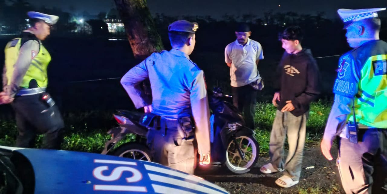 Malam Kondusif Lombok Barat Berkat Patroli Operasi Ketupat