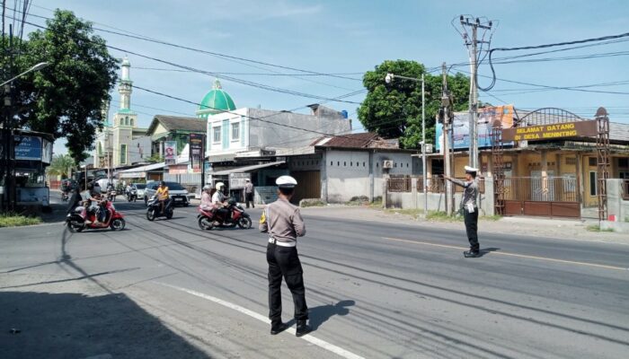 Amankan Lebaran Topat, Polisi Intensif Patroli di Lombok Barat