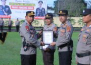 Pimpin Upacara Hari Kesadaran Nasional, Kapolres Sumbawa Barat Beri Penghargaan kepada Anggota Berprestasi