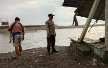 Langkah Tanggap Dini Polsek Batulayar Hadapi Cuaca Buruk di Meninting