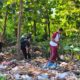 Kapolsek Batulanteh Turut Serta Kegiatan Gotong Royong Rutin di Simpang Kelungkung