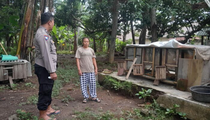 Bhabinkamtibmas Senggigi Dorong Pemanfaatan Lahan Kosong untuk Ketahanan Pangan