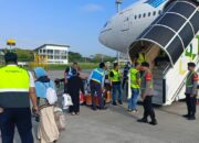 Polres Loteng Amankan Kedatangan Jamaah Haji di Bizam.