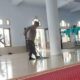 Menyongsong dan Momentum HUT Ke-79 Bhayangkara Polsek Bolo Kembali Menggelar Aksi Bersih-bersih Tempat Ibadah