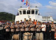 Semangat Bhayangkara Hidup di Laut Lembar: Upacara Tabur Bunga