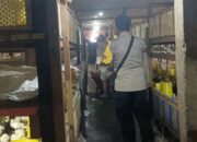 Bhabinkamtibmas Ombe Baru Dorong Ketahanan Pangan Lewat Kunjungan ke Peternak Ayam