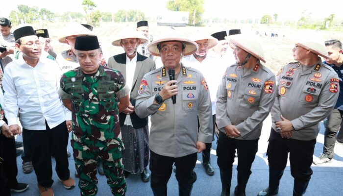 Penanaman Jagung Bersinergi Dengan Ponpes, Bukti Nyata Seluruh Komponen Bangsa Wujudkan Swasembada Pangan