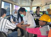 Kapal Patroli Polairud Jadi Klinik & Perpustakaan Terapung di Lembar