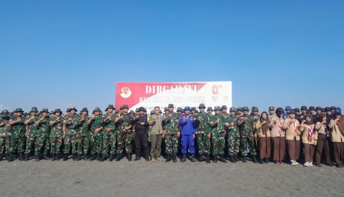 Dari Pramuka hingga TNI, Semua Turun Bersihkan Pantai Loang Baloq