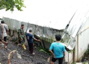 Talud Ambruk di Desa Tamansari, Babinsa Sigap Dampingi Warga