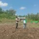 Bhabinkamtibmas Rababaka Dukung Ketahanan Pangan Lewat Pendampingan Petani