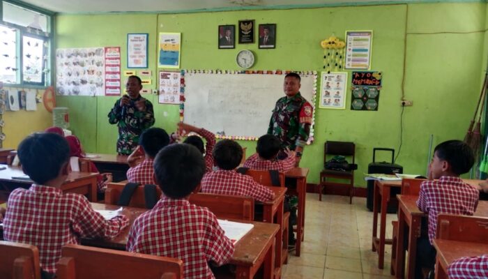 TNI Hadirkan Pembelajaran Matematika Gasing untuk Siswa SDN 1