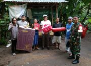 Sinergi TNI dan Kemensos Bantu Korban Longsor
