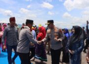 Kapolres Bima Kota Sambut Kedatangan Kapolda NTB di Bandara Sultan Muhammad Salahuddin Bima