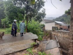 Pondasi Tergerus, Jembatan Kambeng Barat–Timur Ambruk