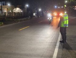 Polsek Lembar Amankan Sholat Tarawih di Lombok Barat