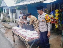 Sederhana dan Bermakna Bhabinkamtibmas Polsubsektor Palibelo Sisihkan Sebagian Rezekinya Untuk Berbagi di Bulan Suci Ramadhan