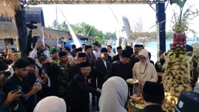 Lebaran Ketupat Senggigi Berlangsung Khidmat dan Kondusif