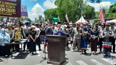 Ogoh-Ogoh Warnai Ramadan, Pesan Damai Menggema di Mataram